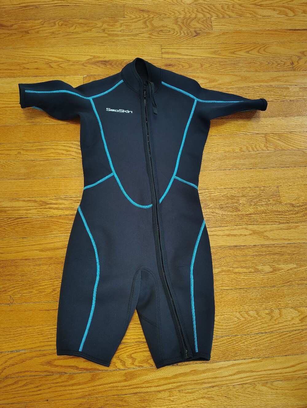 Seaskin Women's 3mm Shorty Wetsuit - Size XS (Black/Teal Front Zip)